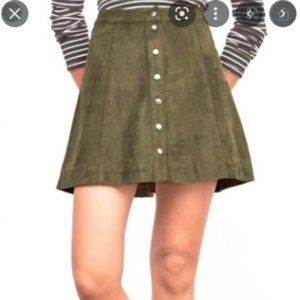 2/15$ NWT Abercrombie & Fitch Green Faux Swede Mini Skirt